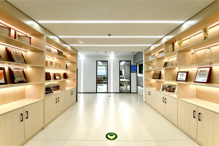 厂商授权展示区环境