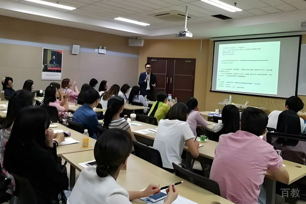 北京高顿去保研学员上课场景展示
