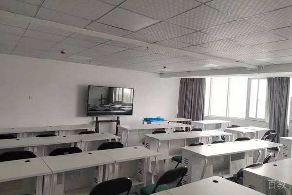 武汉启航考研校区教室环境展示