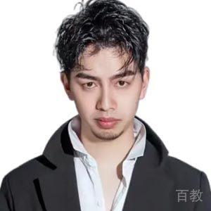 王加龙