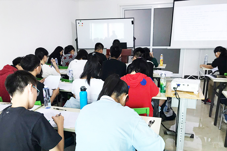 机构学习环境