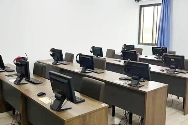 北京铭师堂高考复读学校教室环境展示
