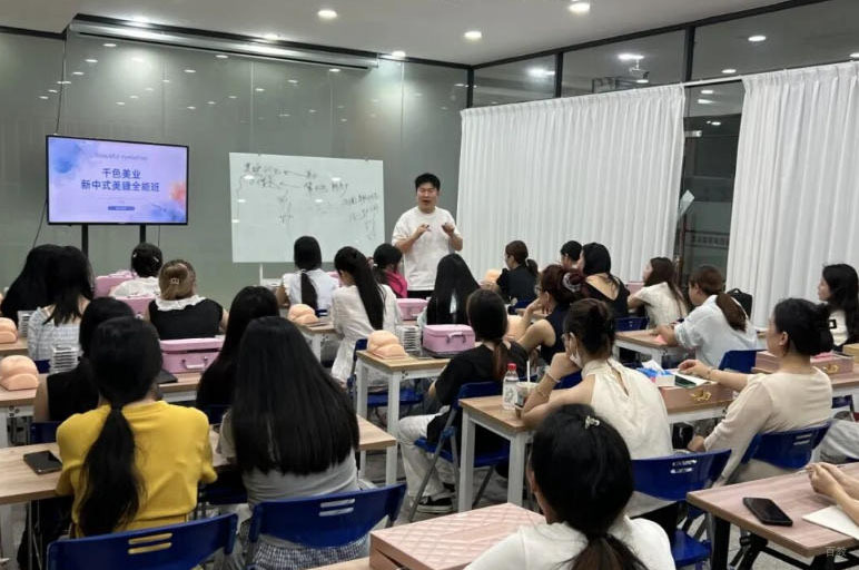 学员上课场景2