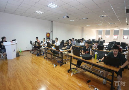 学生上课学习环境