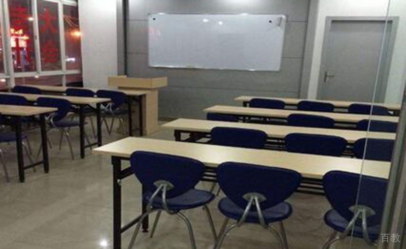 学校授课