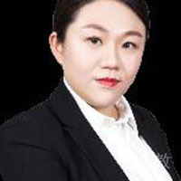 周萦