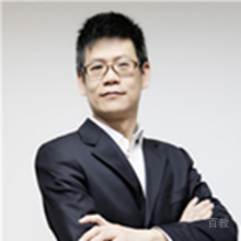 李伟