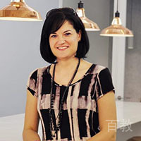 ERIN DECUIR